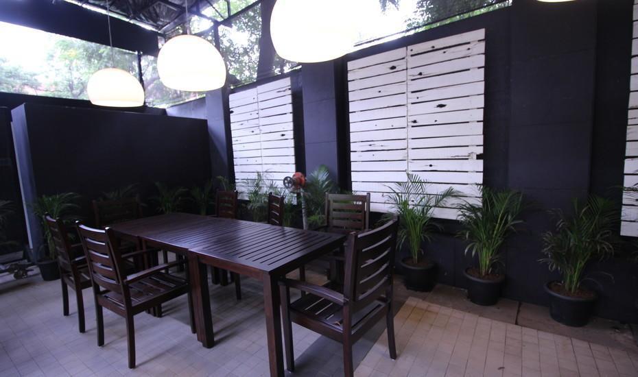 Hotel Woodland Pune Extérieur photo