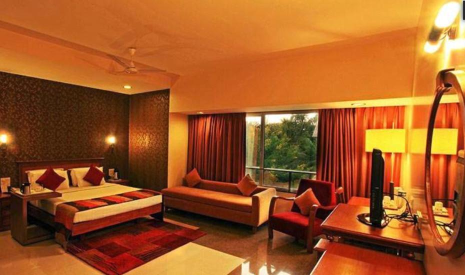 Hotel Woodland Pune Extérieur photo
