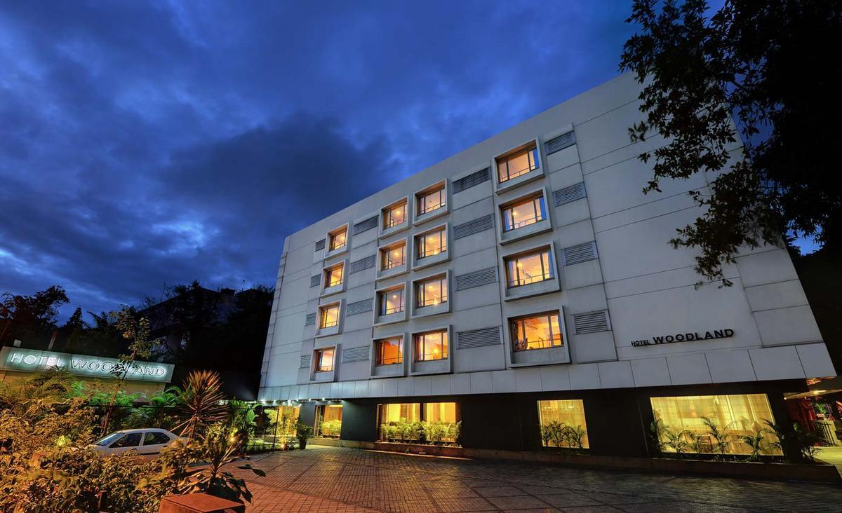 Hotel Woodland Pune Extérieur photo